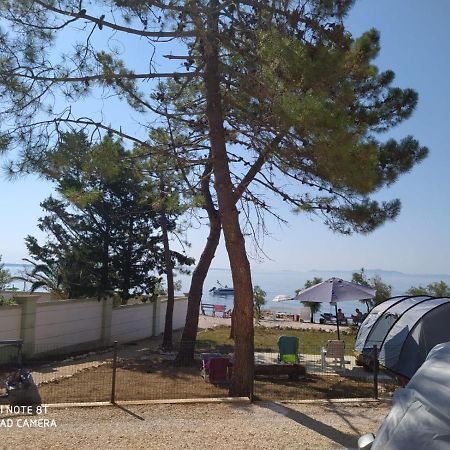 Apartmani Ana Vir Buitenkant foto